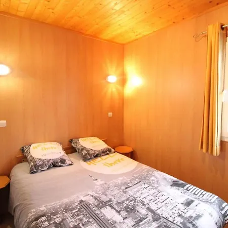 A Salers, Terrasse, Proche Centre, 4 Pers, Nature, Randos, Animaux Admis - Fr-1-742-454 Hébergement de vacances *